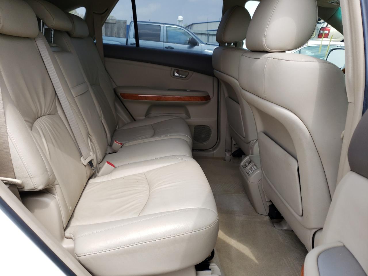 Photo 6 from auction – 2008 LEXUS RX 350 with VIN JTJGK31U289850762