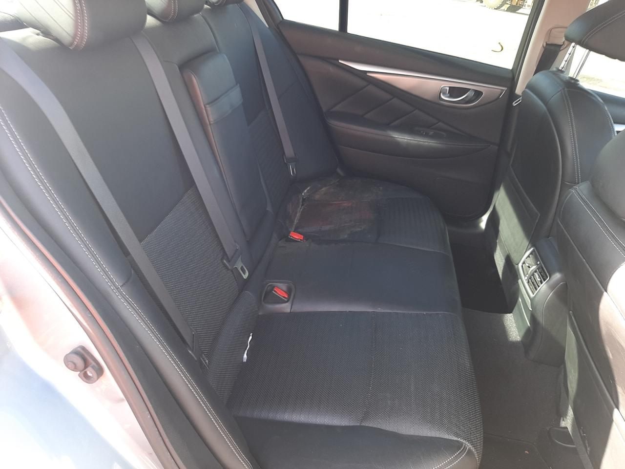 Photo 6 from auction – 2015 INFINITI Q50 BASE with VIN JN1BV7AP8FM343271