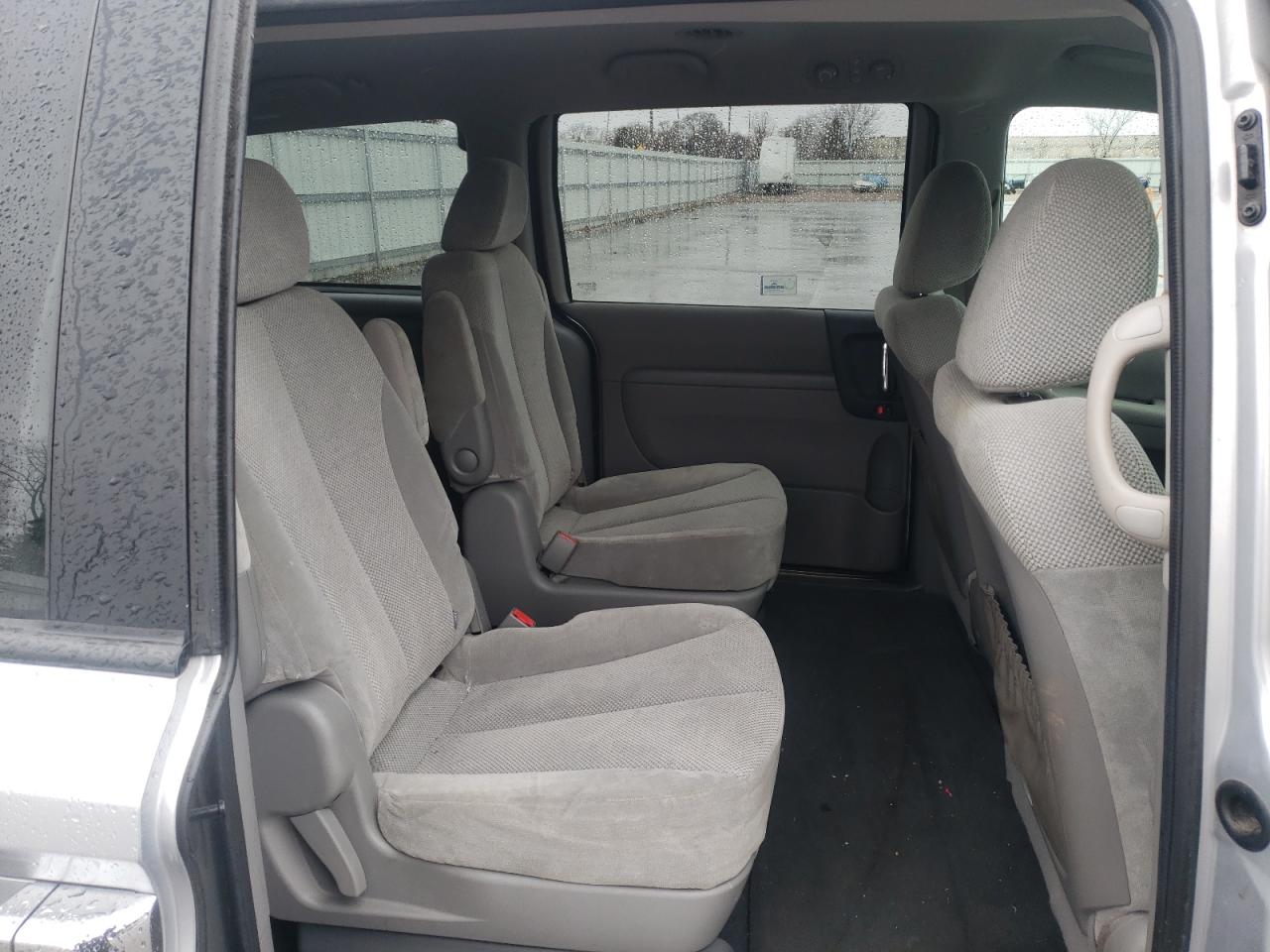 Photo 6 from auction – 2011 KIA SEDONA EX with VIN KNDMH4C74B6383693