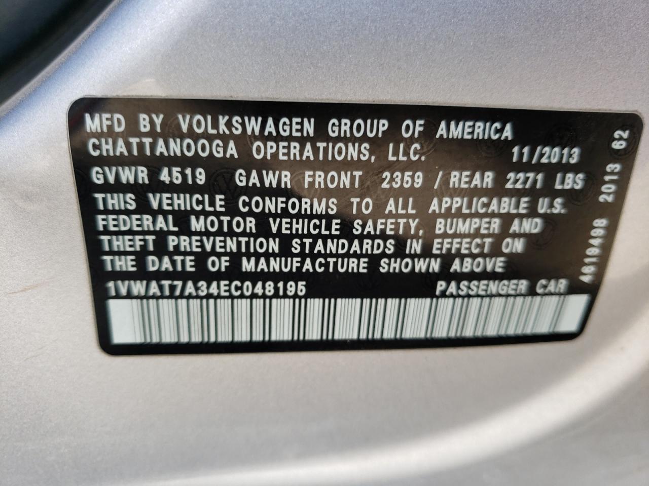 Photo 10 from auction – 2014 VOLKSWAGEN PASSAT S with VIN 1VWAT7A34EC048195