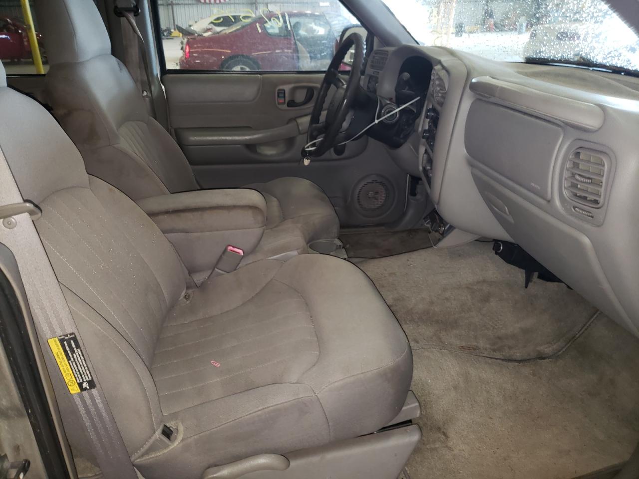 صورة رقم 5 من المزاد - 2003 CHEVROLET BLAZER مع VIN 1GNCS13X93K165793