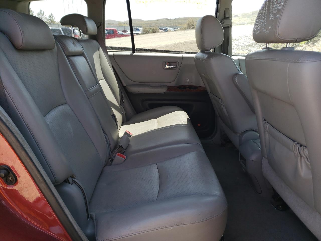 صورة رقم 6 من المزاد - 2004 TOYOTA HIGHLANDER مع VIN JTEEP21AX40062639