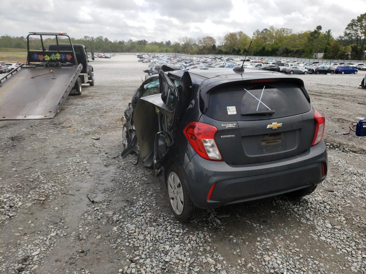 Photo 3 from auction – 2017 CHEVROLET SPARK LS with VIN KL8CB6SA1HC778018