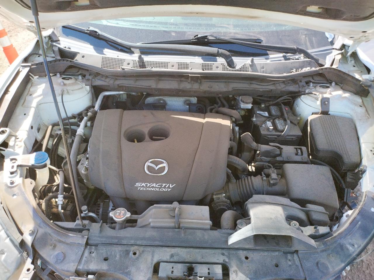 Photo 7 from auction – 2016 MAZDA CX-5 TOURI with VIN JM3KE2CY7G0617825