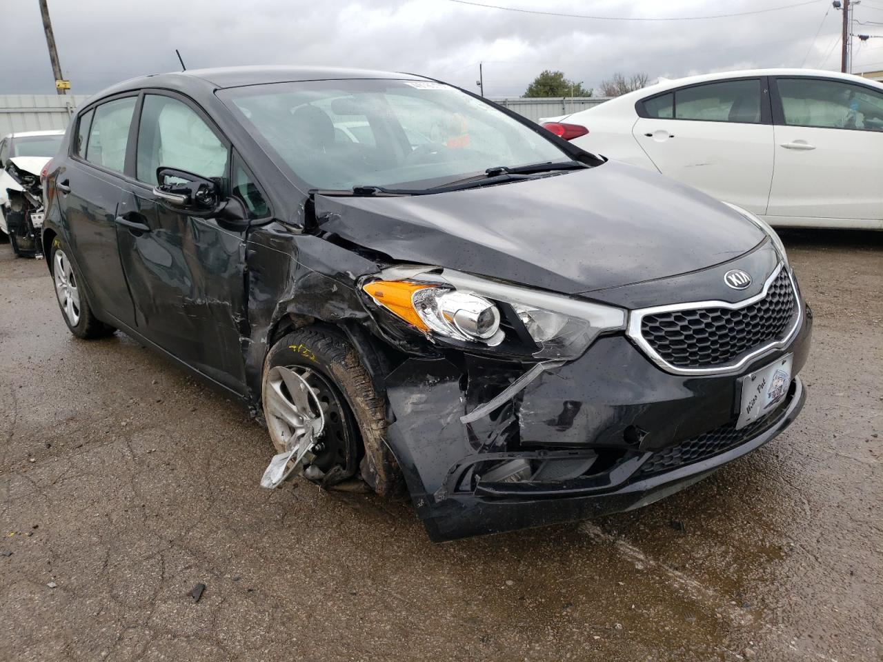 KIA FORTE LX 2016 with VIN KNAFK5A85G5593189 - Photo from auction