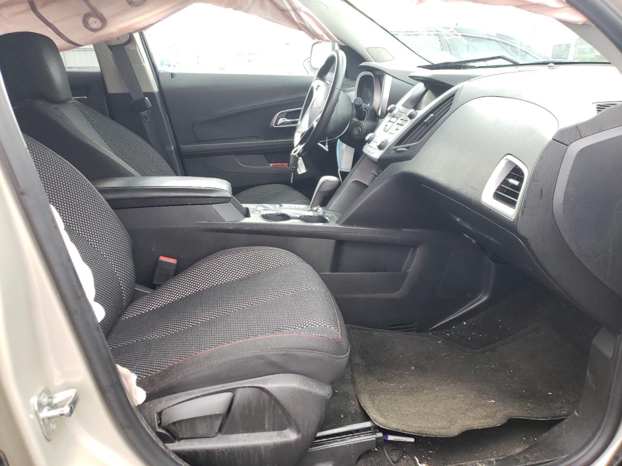 Photo 5 from auction – 2015 CHEVROLET EQUINOX LT with VIN 2GNALBEK6F6291113