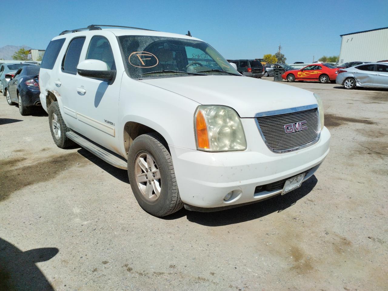GMC YUKON SLE 2010 with VIN 1GKUCAE02AR286538 - Photo from auction