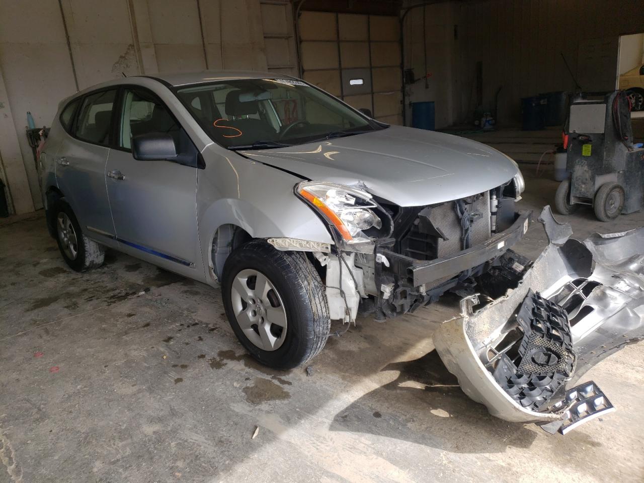 NISSAN ROGUE S 2011 with VIN JN8AS5MT5BW567003 - Photo from auction