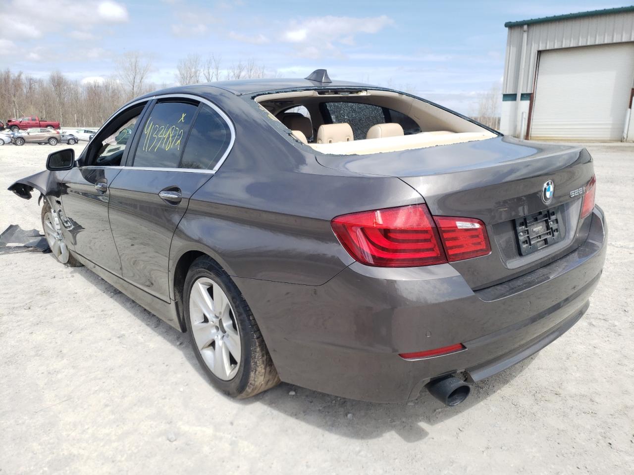 Photo 3 from auction – 2012 BMW 528 XI with VIN WBAXH5C50CC594942