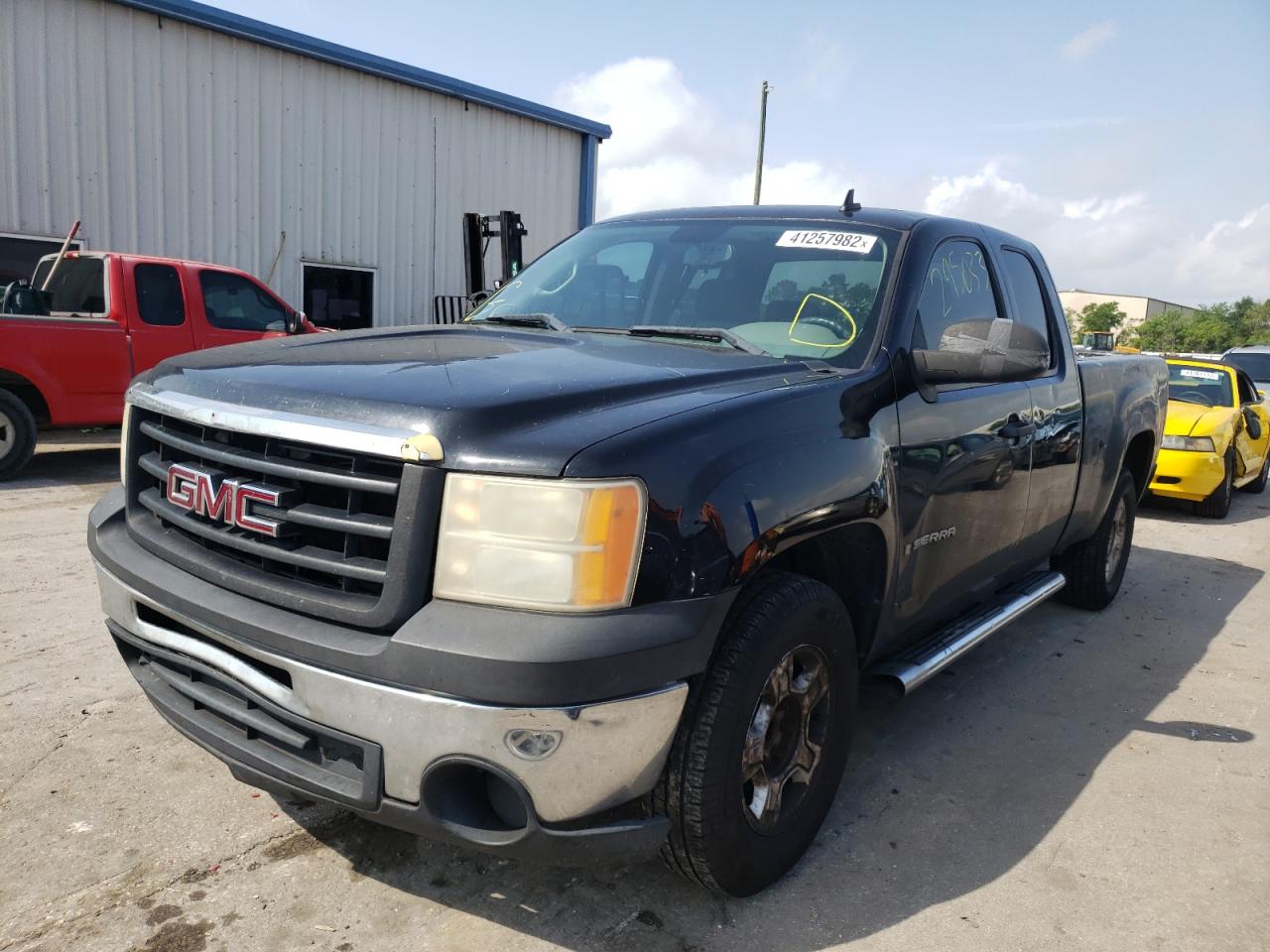 Photo 2 from auction – 2009 GMC SIERRA C15 with VIN 2GTEC19C791136479