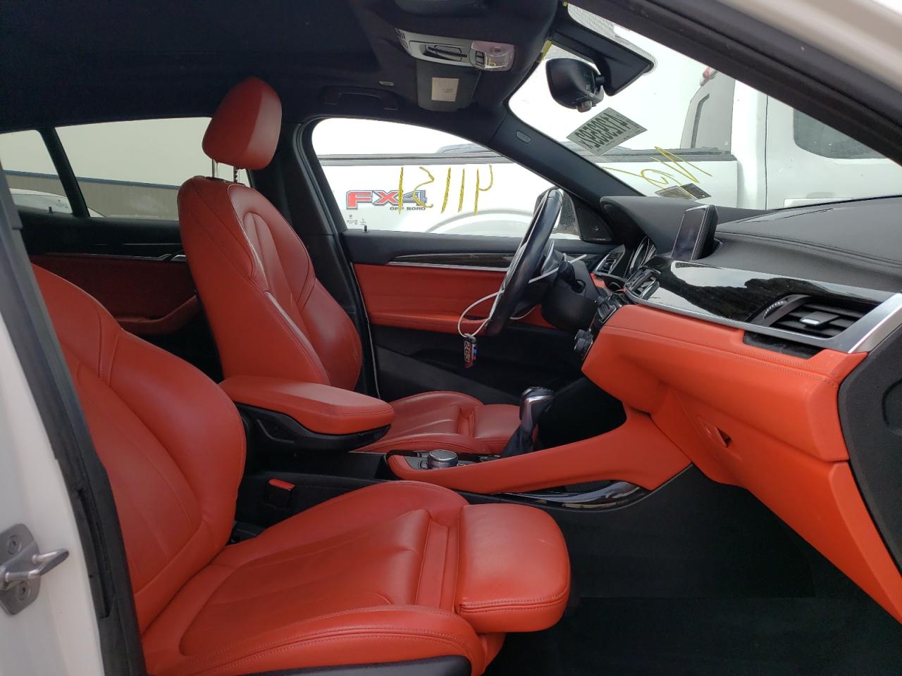 Photo 5 from auction – 2018 BMW X2 XDRIVE2 with VIN WBXYJ5C35JEF70637