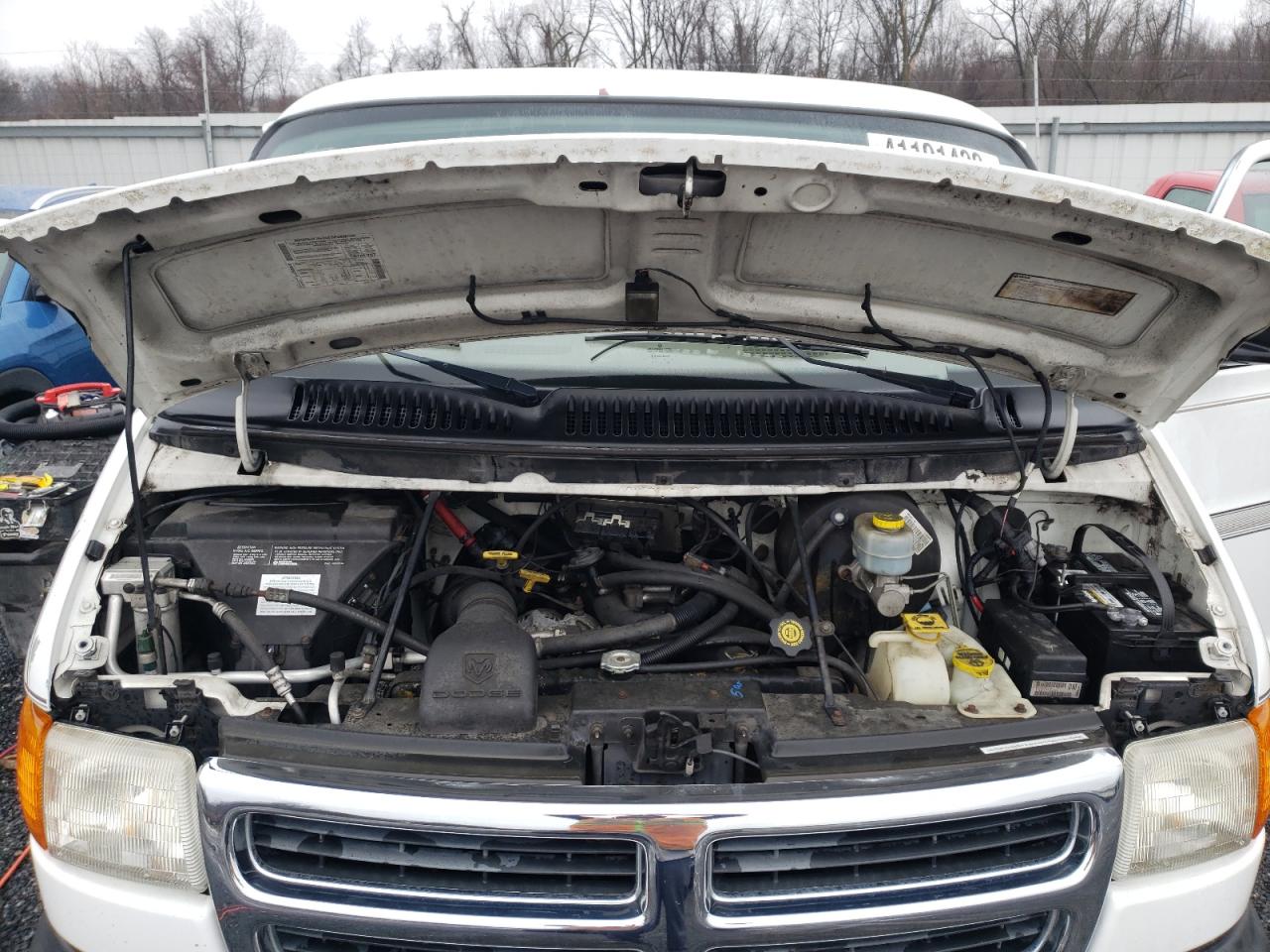 Photo 7 from auction – 2001 DODGE RAM VAN B1 with VIN 2B6HB11Y91K559252