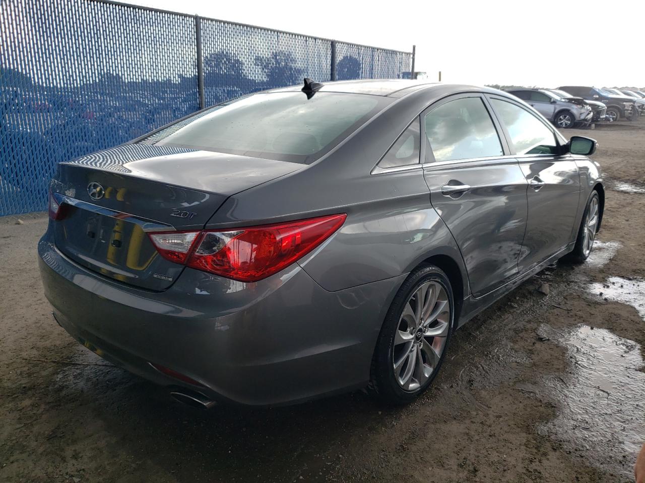 Photo 4 from auction – 2012 HYUNDAI SONATA SE with VIN 5NPEC4AB3CH492809
