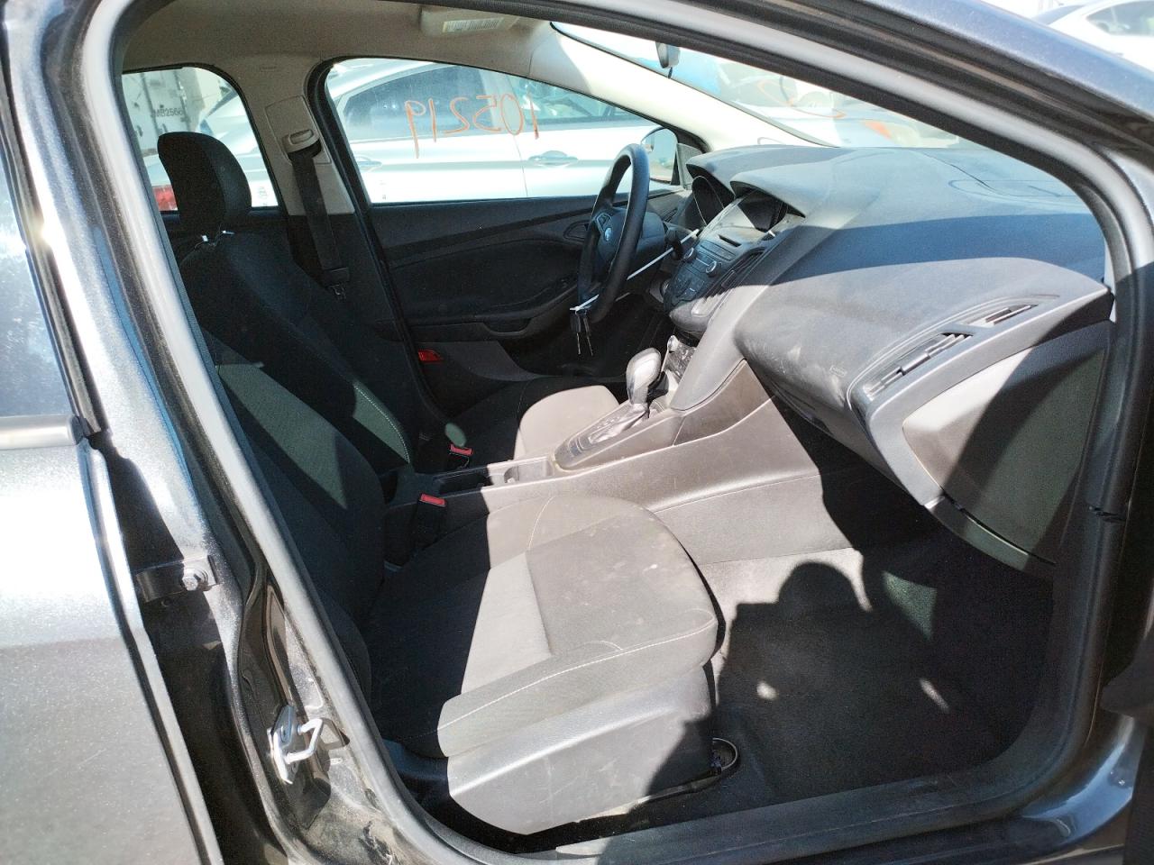 Photo 5 from auction – 2017 FORD FOCUS S with VIN 1FADP3E29HL325299