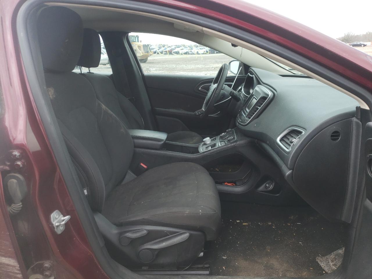 Фото 5 с аукциона – 2015 CHRYSLER 200 LIMITE с VIN 1C3CCCABXFN751855
