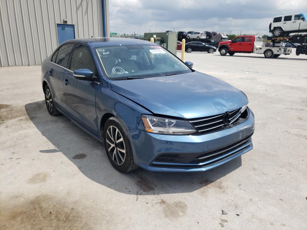 VOLKSWAGEN JETTA SE 2017 with VIN 3VWDB7AJ3HM249796 - Photo from auction