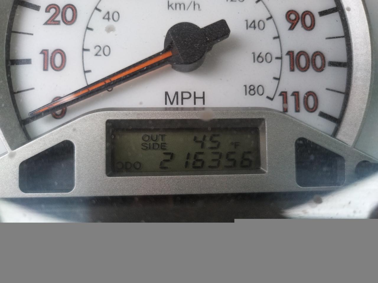 Photo 8 from auction – 2005 TOYOTA COROLLA CE with VIN 1NXBR32E85Z432842