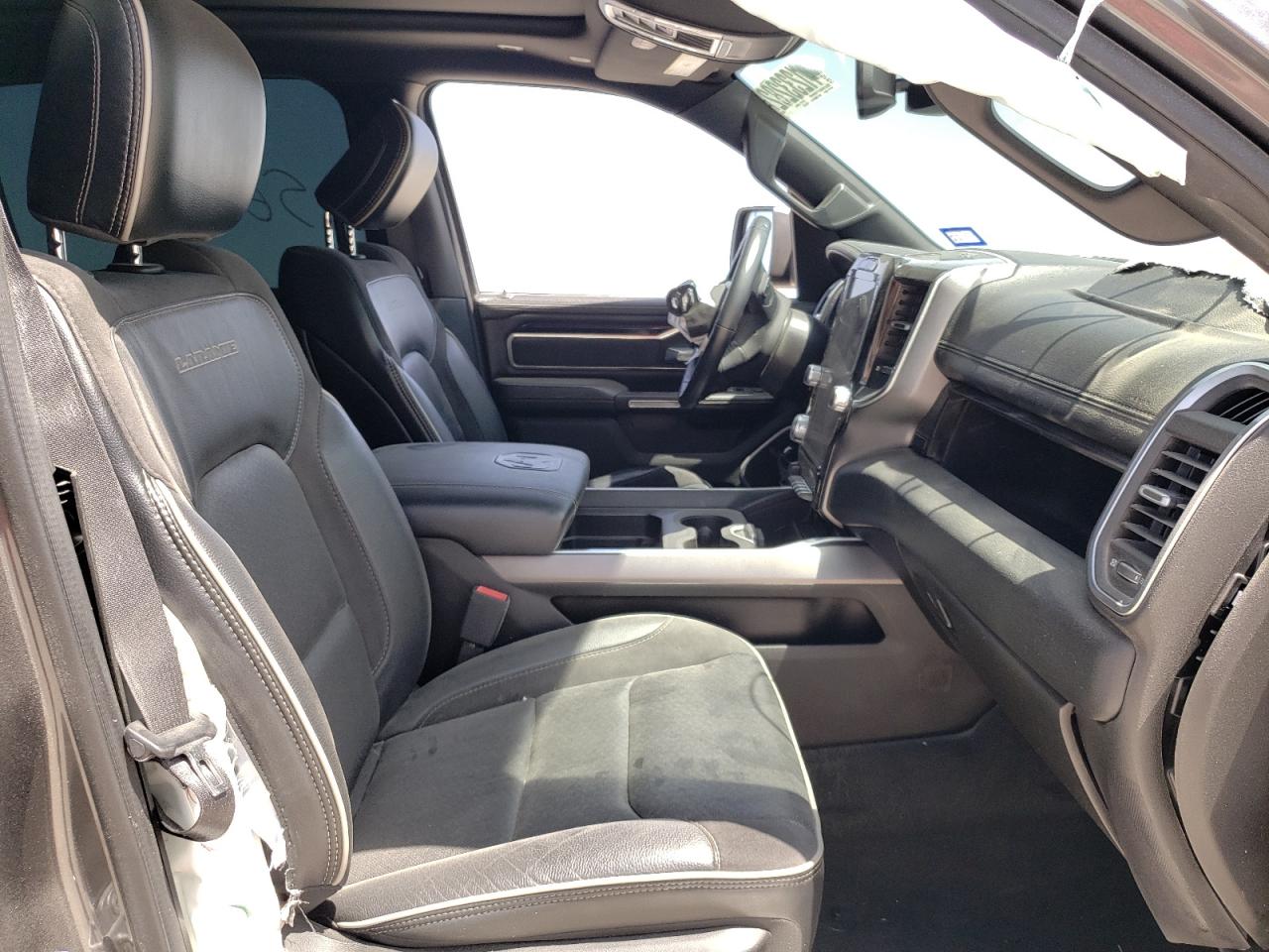 Photo 5 from auction – 2020 RAM 1500 LARAM with VIN 1C6SRFJT6LN162112