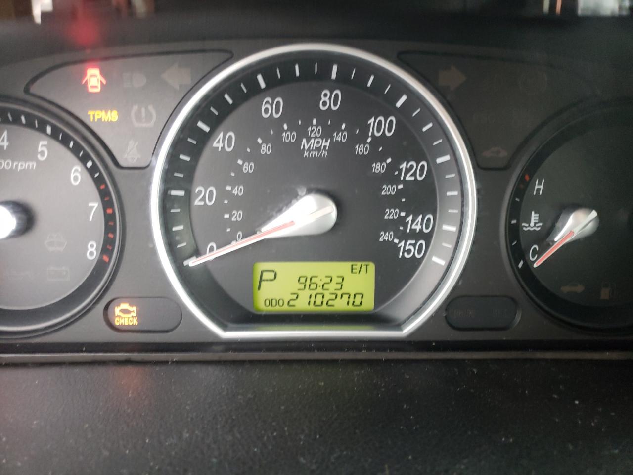 Photo 8 from auction – 2008 HYUNDAI SONATA SE with VIN 5NPEU46C88H330101