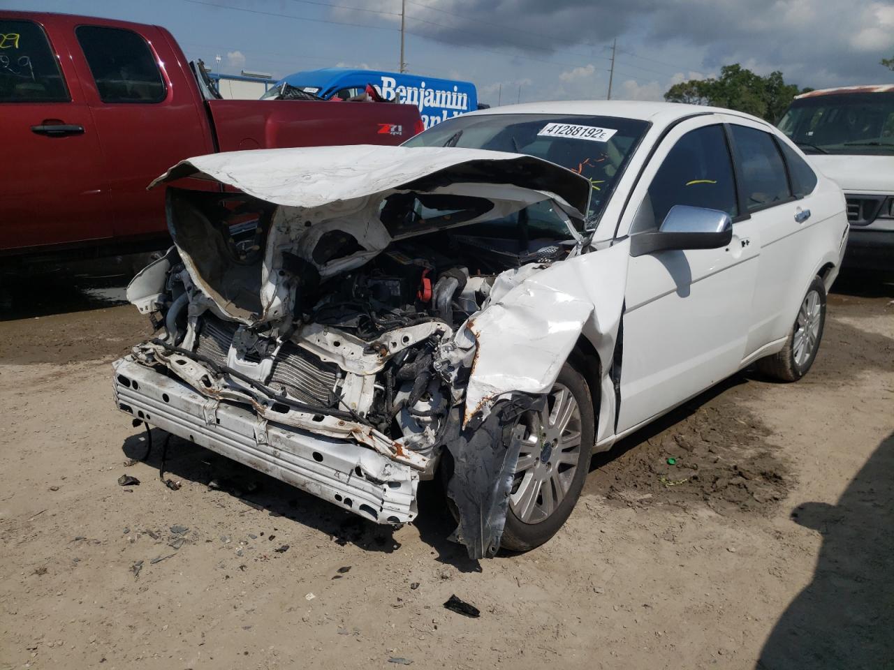 Photo 2 from auction – 2008 FORD FOCUS with VIN 1FAHP35N38W173031