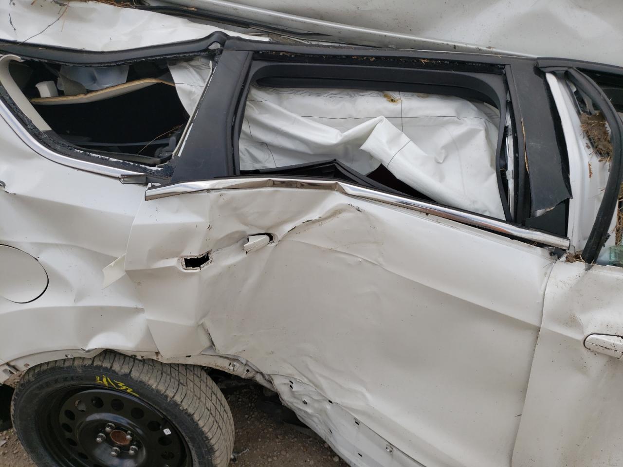 صورة رقم 6 من المزاد - 2015 FORD ESCAPE TIT مع VIN 1FMCU0J92FUC25046