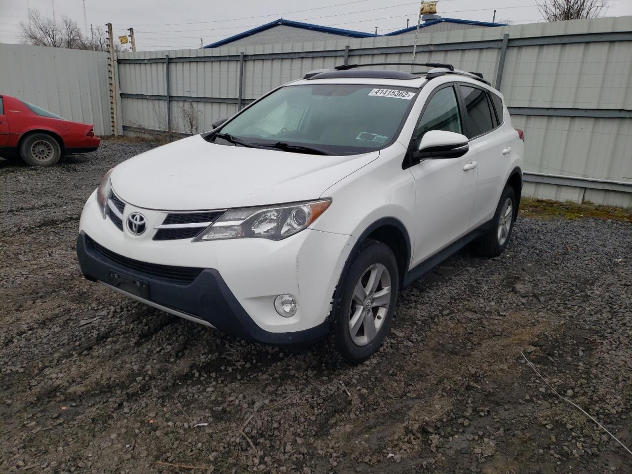 Photo 2 from auction – 2014 TOYOTA RAV4 XLE with VIN 2T3RFREVXEW164843