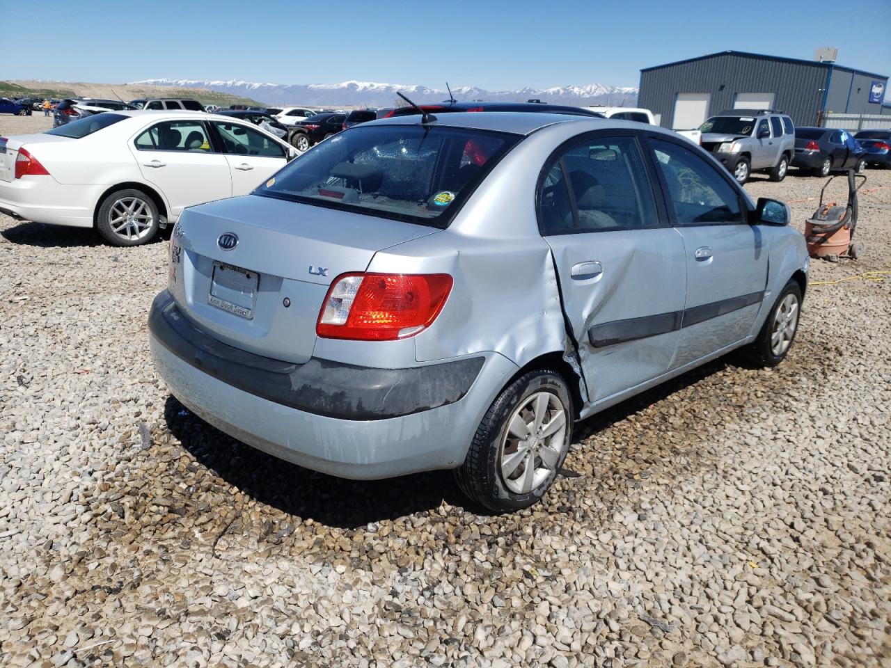 Photo 4 from auction – 2008 KIA RIO BASE with VIN KNADE123086320215
