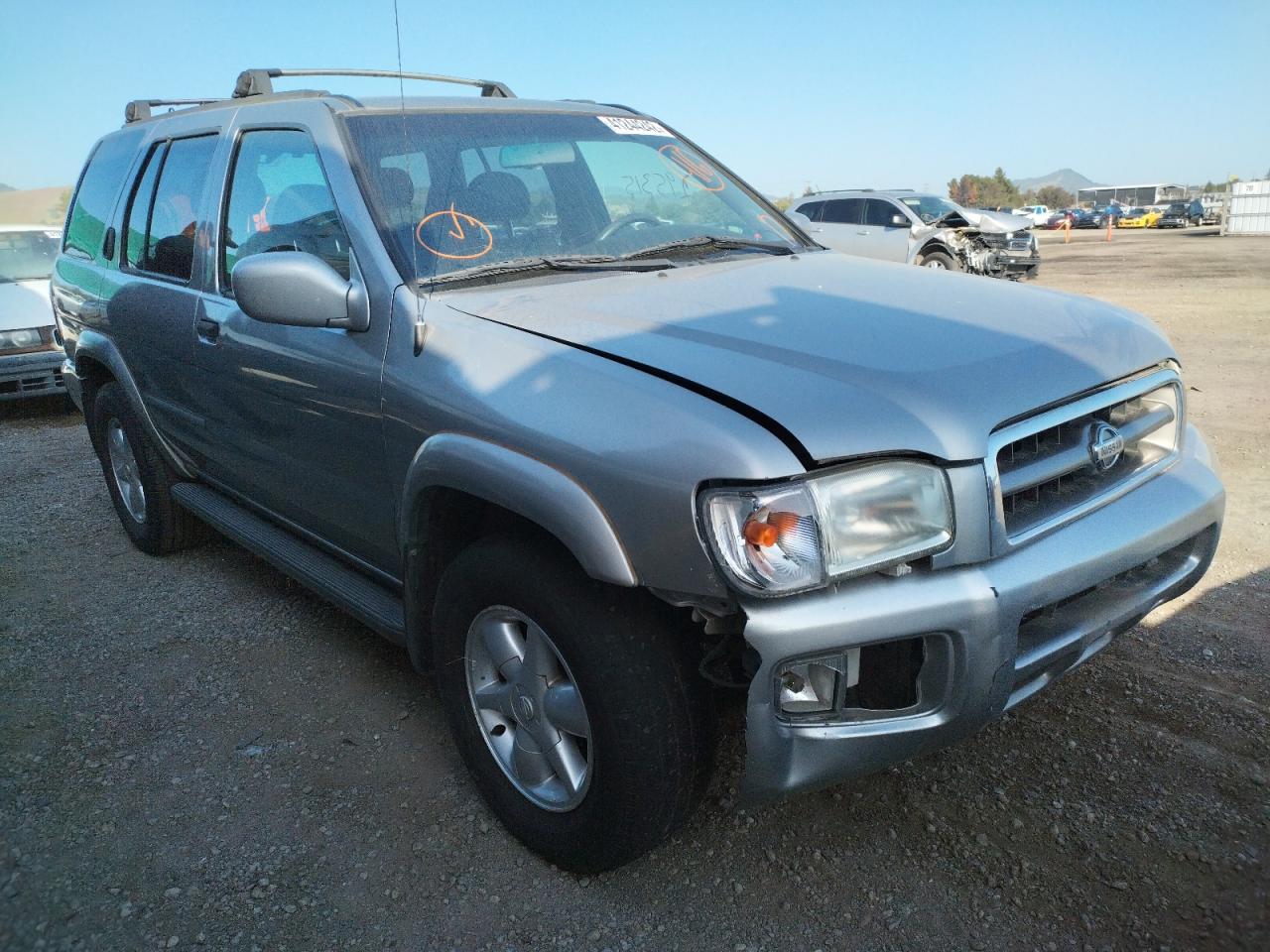 Photo 9 from auction – 2001 NISSAN PATHFINDER with VIN JN8DR09Y11W572214