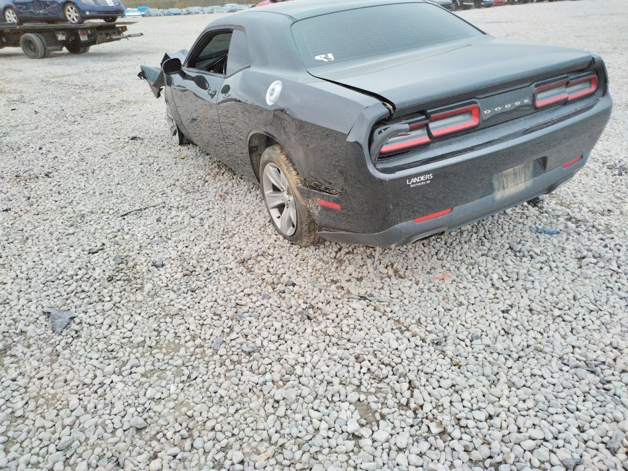 Photo 3 from auction – 2017 DODGE CHALLENGER with VIN 2C3CDZAG3HH666461