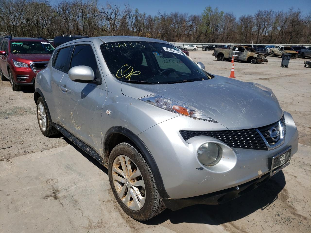 NISSAN JUKE S 2013 with VIN JN8AF5MR5DT214435 - Photo from auction