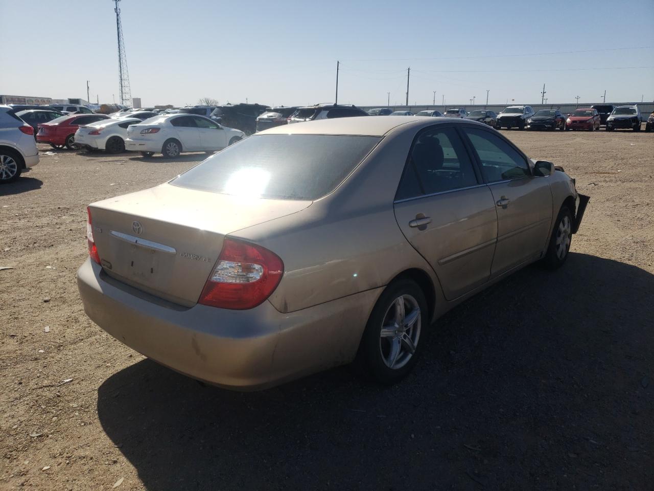 Photo 4 from auction – 2002 TOYOTA CAMRY LE with VIN 4T1BE32KX2U084555
