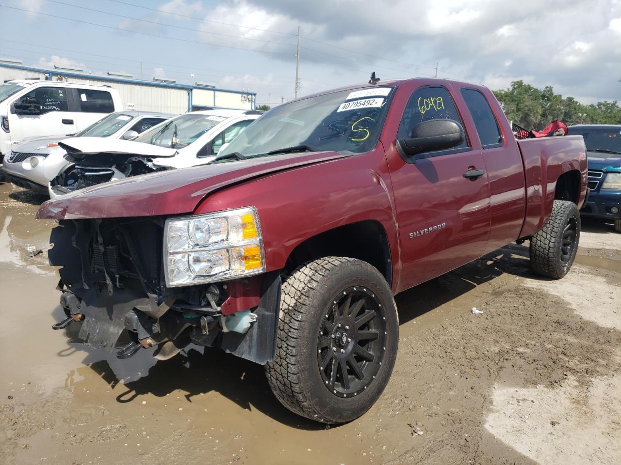 Photo 2 from auction – 2013 CHEVROLET SILVERADO with VIN 1GCRKSE70DZ294794