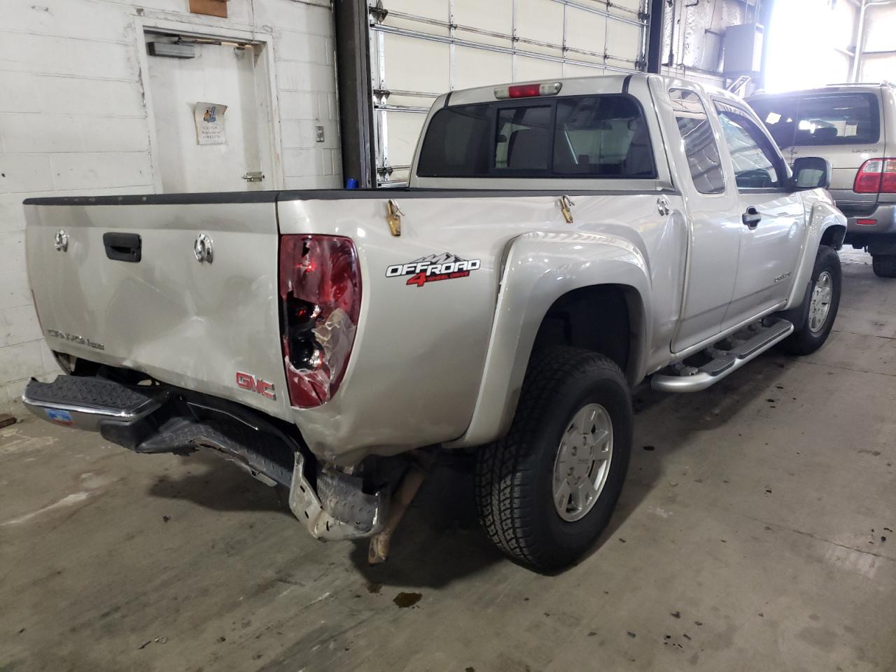 Photo 4 from auction – 2005 GMC CANYON with VIN 1GTDT196658133585
