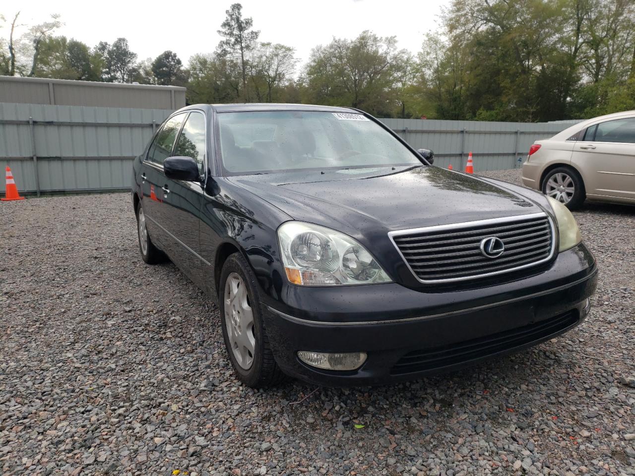 LEXUS LS 430 2001 with VIN JTHBN30F210020511 - Photo from auction
