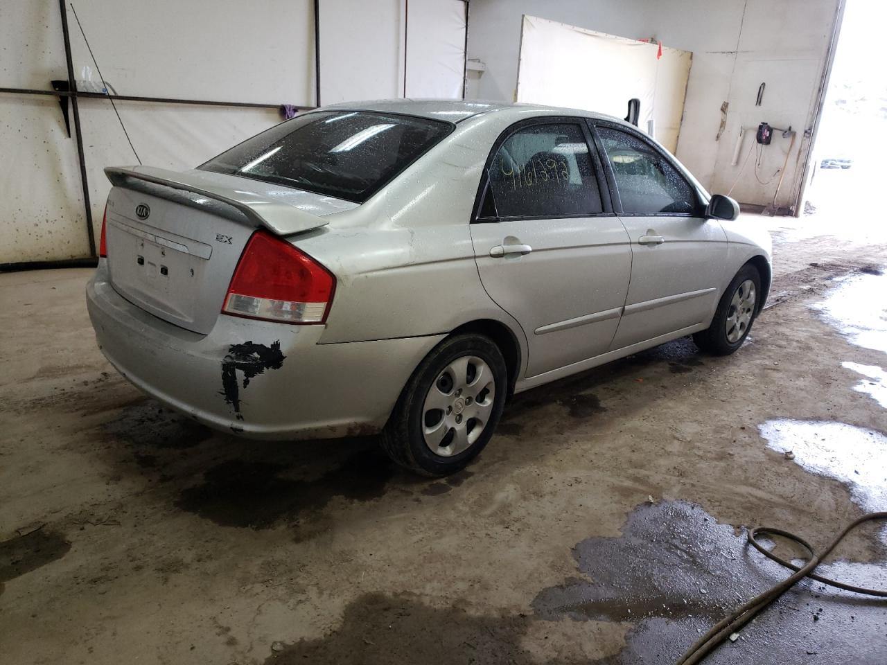 Photo 4 from auction – 2008 KIA SPECTRA EX with VIN KNAFE121385493854
