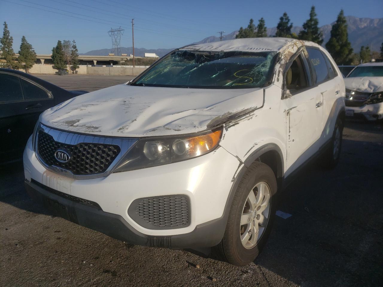 Photo 2 from auction – 2012 KIA SORENTO BA with VIN 5XYKT3A18CG215536