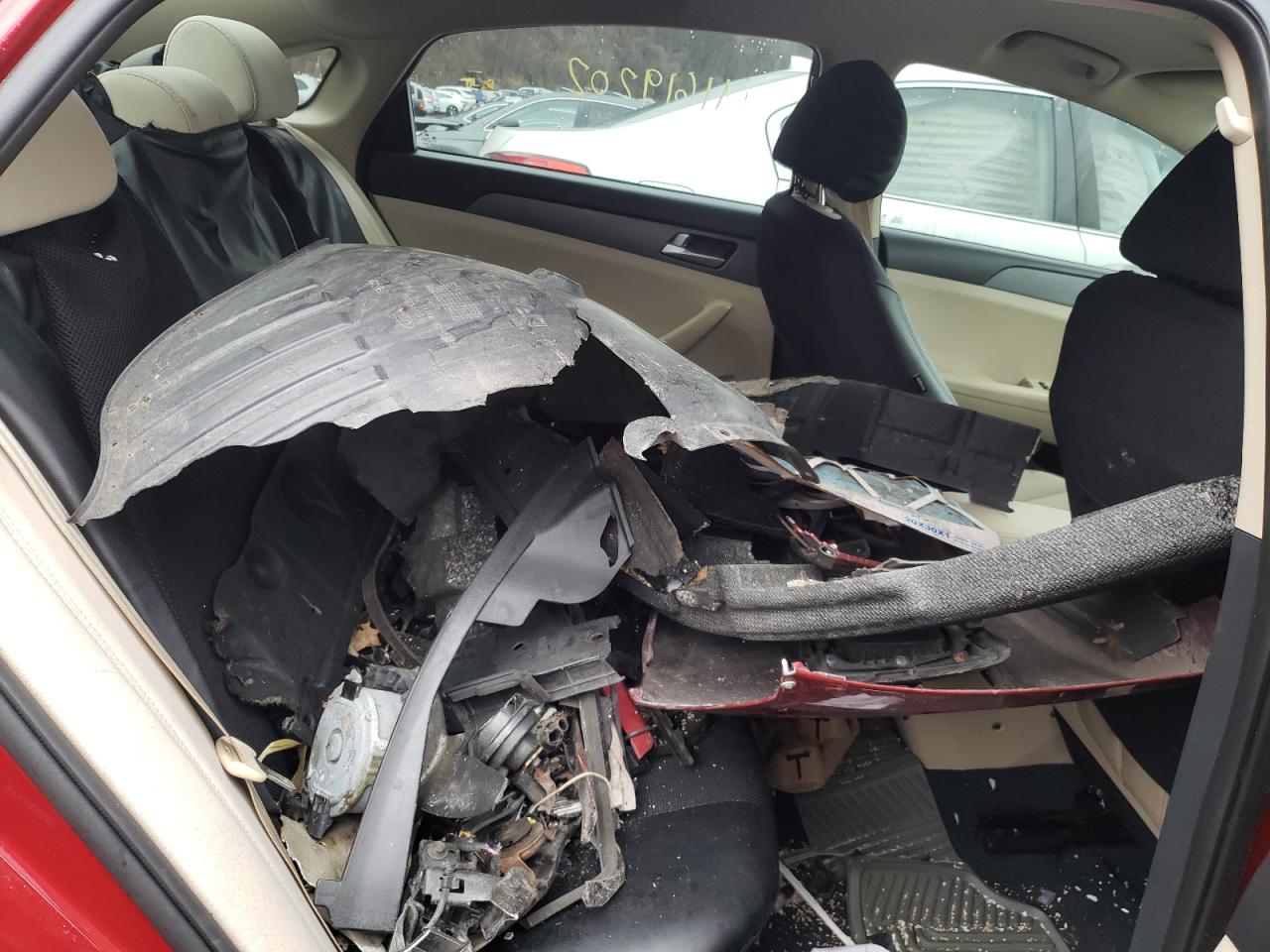 Photo 6 from auction – 2016 HYUNDAI SONATA SE with VIN 5NPE24AF8GH429832
