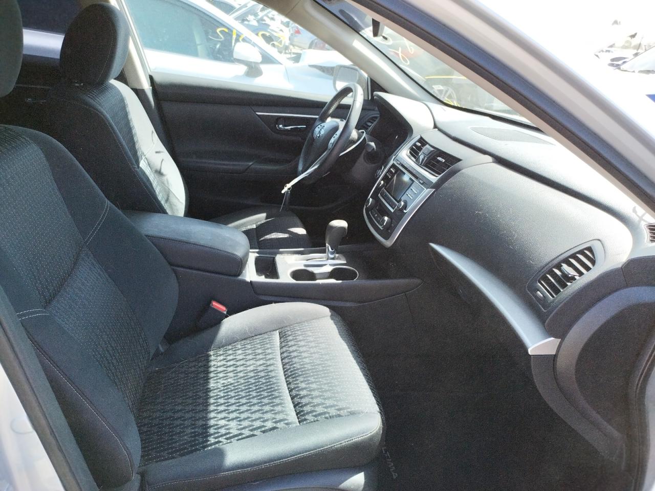 Photo 5 from auction – 2016 NISSAN ALTIMA 2.5 with VIN 1N4AL3AP1GC153154