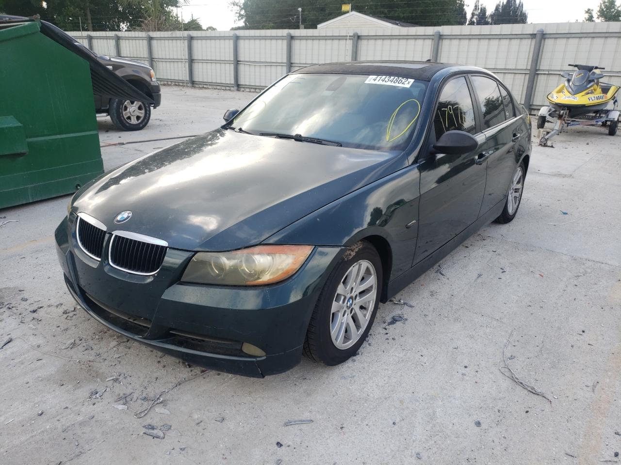 Photo 2 from auction – 2007 BMW 328 with VIN WBAVA37567ND55273