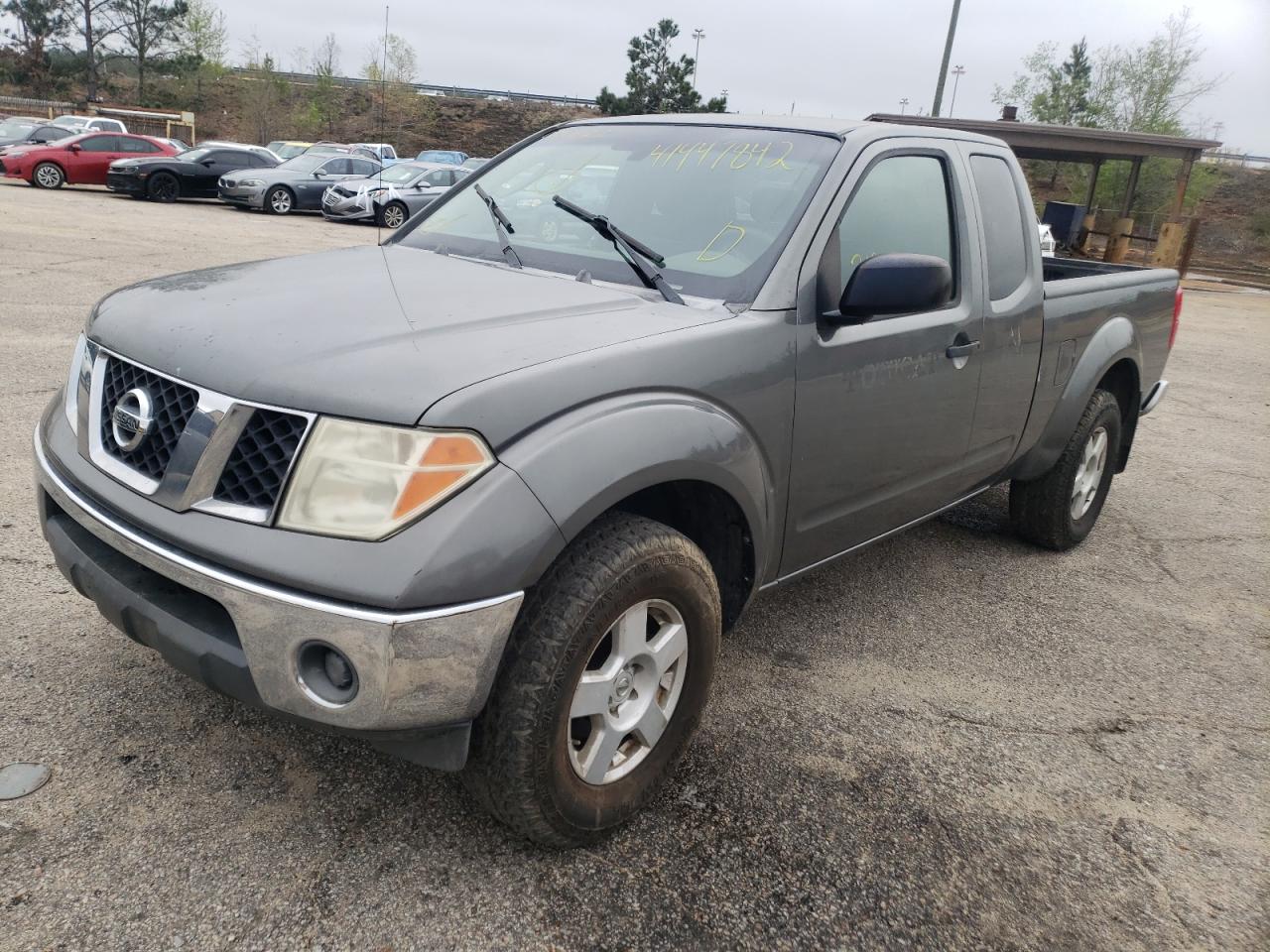 Photo 2 from auction – 2007 NISSAN FRONTIER K with VIN 1N6AD06W57C420847