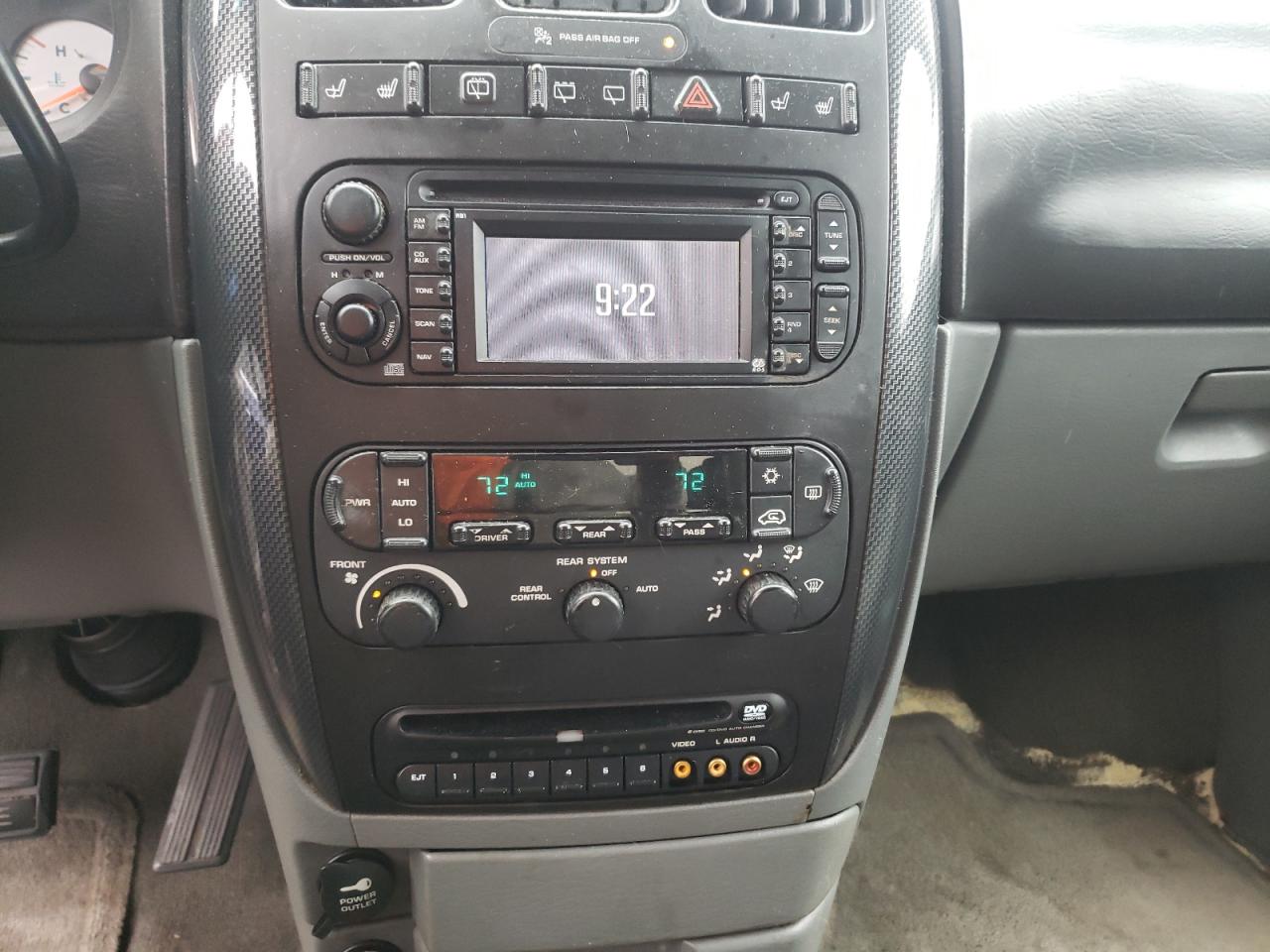 Photo 9 from auction – 2006 DODGE GRAND CARA with VIN 2D4GP44L16R895697