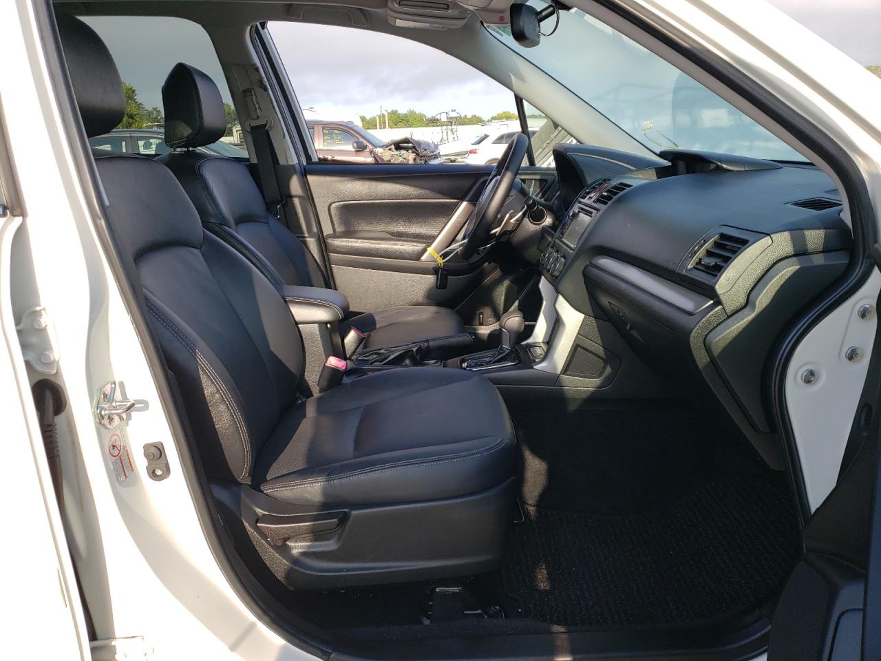 Photo 5 from auction – 2015 SUBARU FORESTER 2 with VIN JF2SJGWC1FH419308