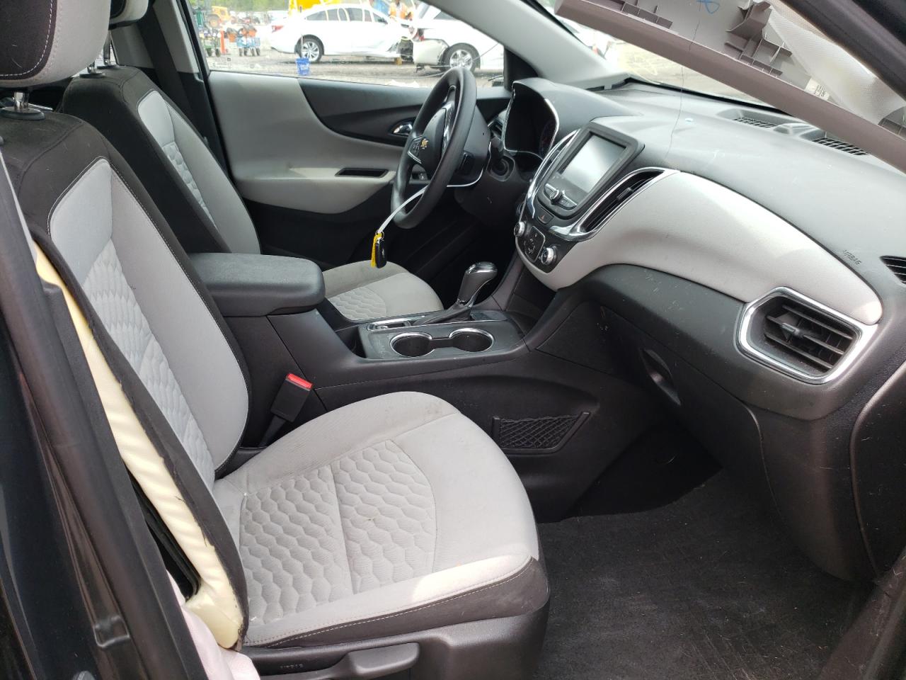Photo 5 from auction – 2018 CHEVROLET EQUINOX LS with VIN 2GNAXHEV8J6113973