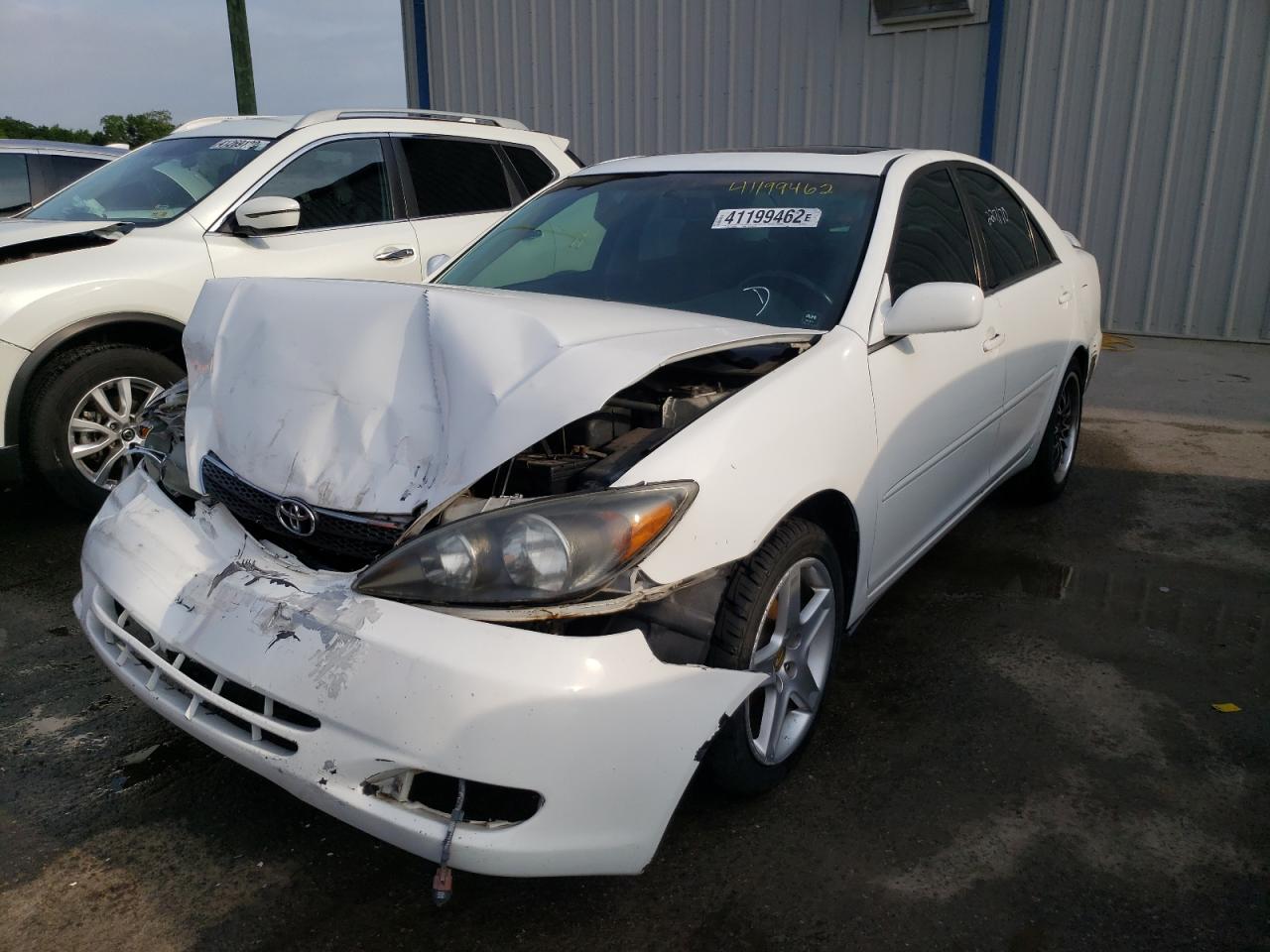 Photo 2 from auction – 2002 TOYOTA CAMRY LE with VIN 4T1BE30K82U098991