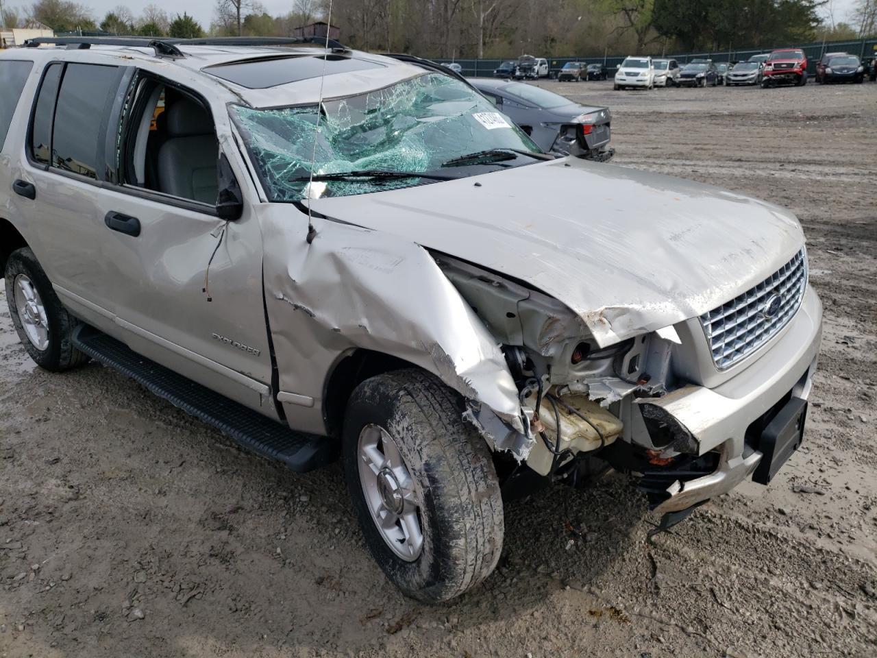 Photo 9 from auction – 2004 FORD EXPLORER X with VIN 1FMZU73K94UB09763