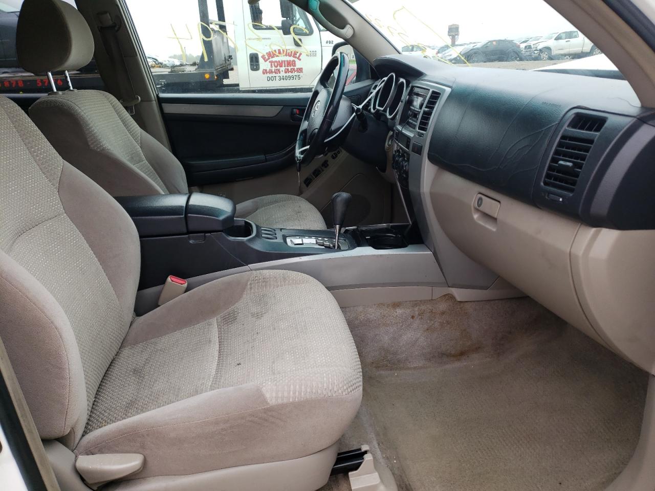 Photo 5 from auction – 2005 TOYOTA 4RUNNER SR with VIN JTEZU14R850053123