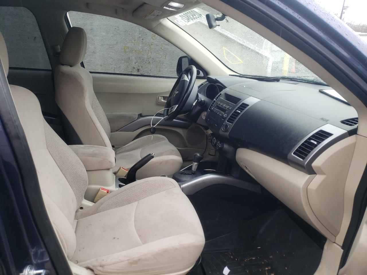 Photo 5 from auction – 2007 MITSUBISHI OUTLANDER with VIN JA4MT31X97Z009592