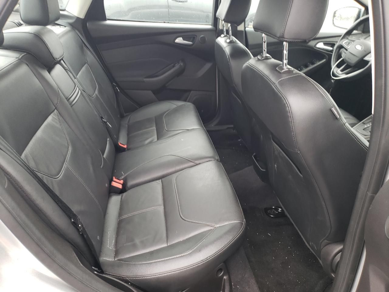 Photo 6 from auction – 2016 FORD FOCUS SE with VIN 1FADP3F24GL402772