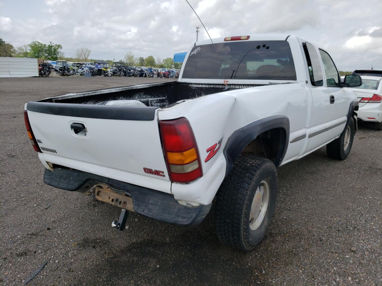 Photo 4 from auction – 2000 GMC NEW SIERRA with VIN 1GTEK19T5YE167651