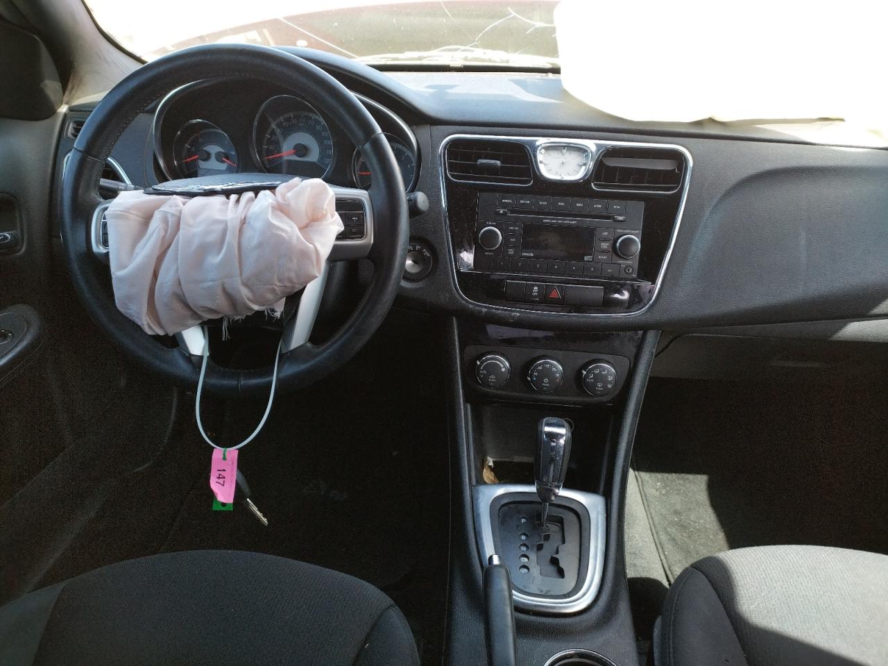 Photo 9 from auction – 2013 CHRYSLER 200 TOURIN with VIN 1C3CCBBBXDN672191